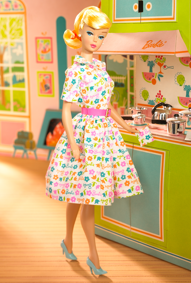 Barbie Learns to Cook Barbie